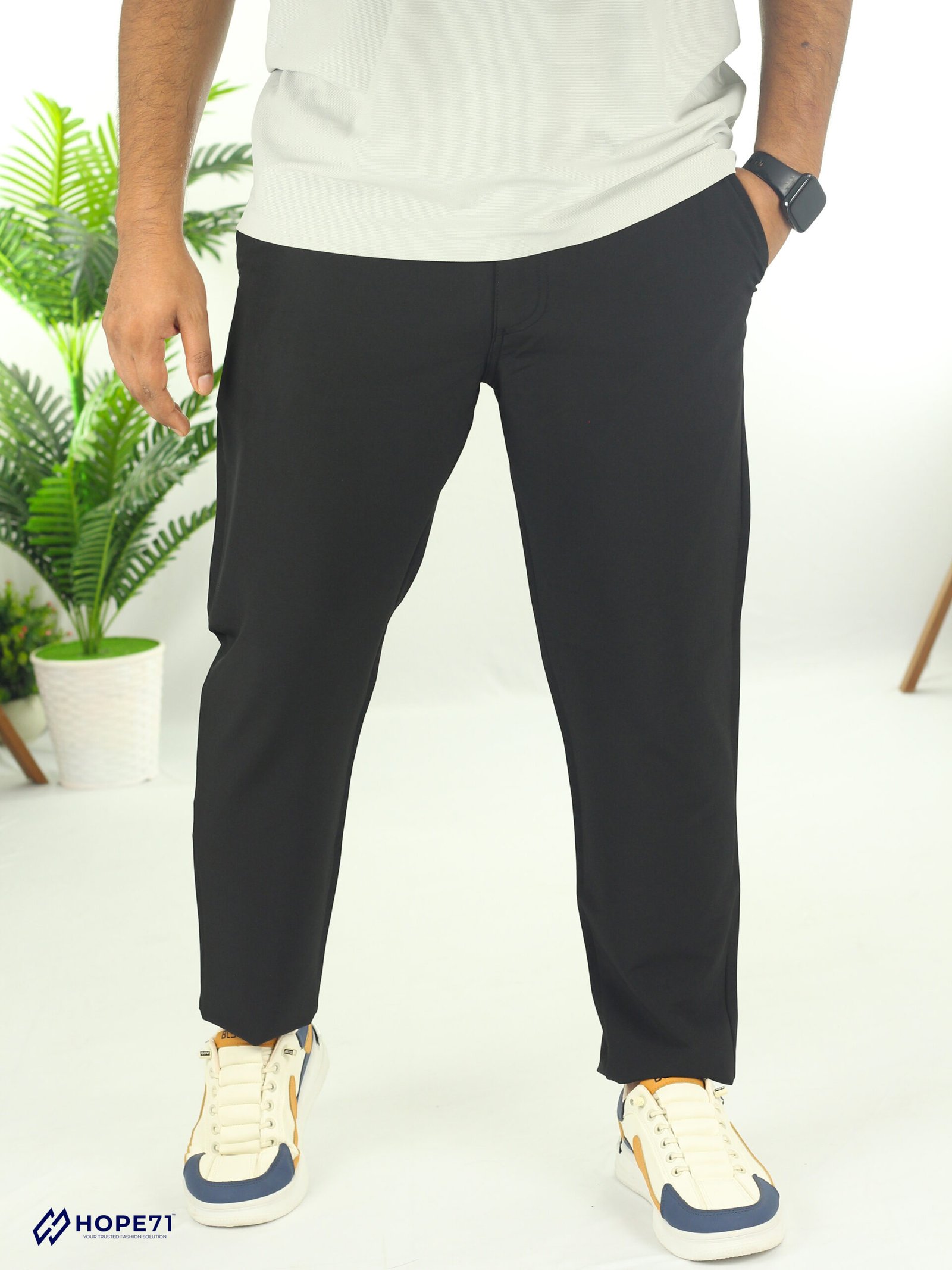 uho Hybrid Pant-Black - Image 1